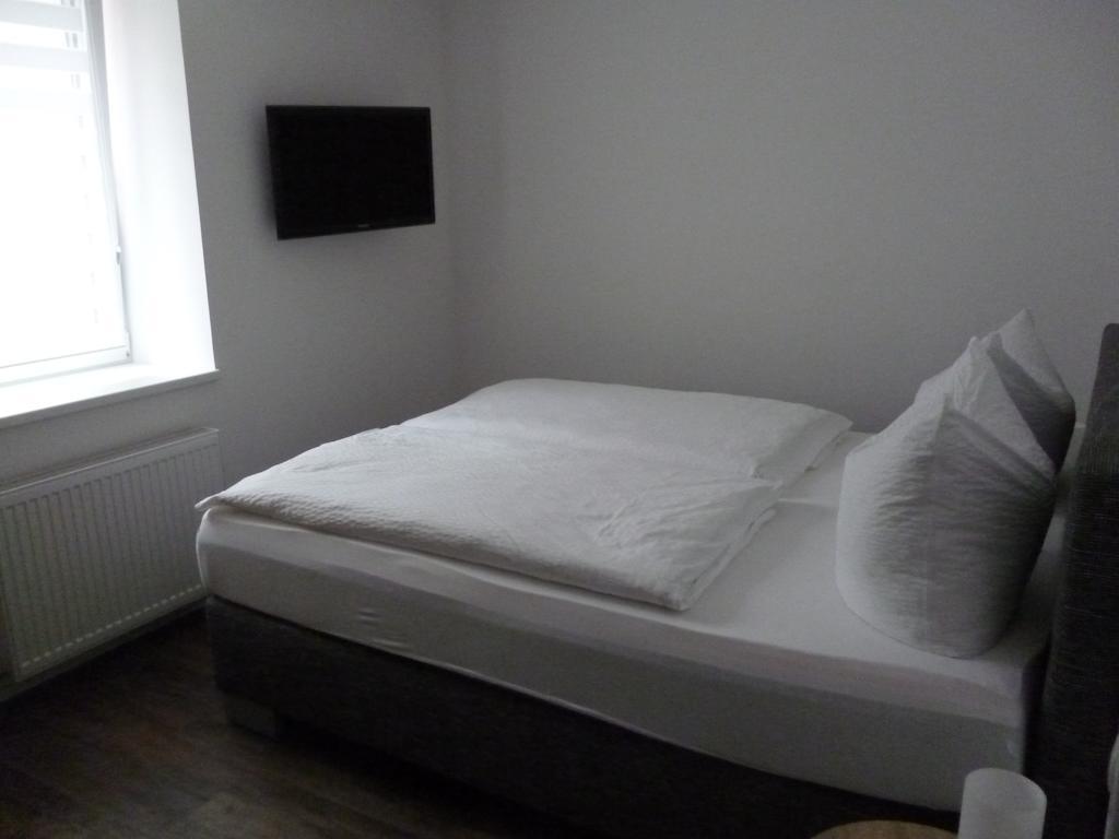 Hotel Garni Reis Treis-Karden Chambre photo