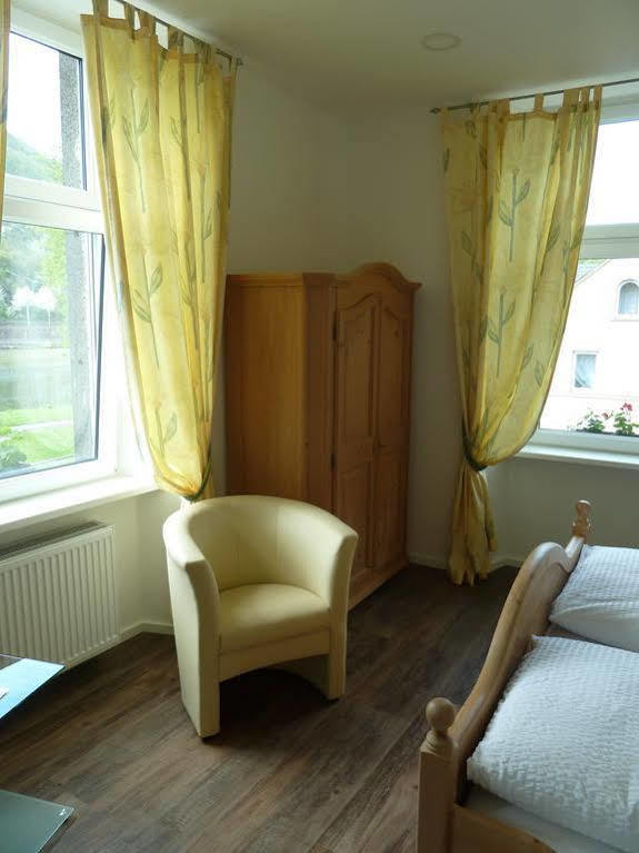 Hotel Garni Reis Treis-Karden Extérieur photo